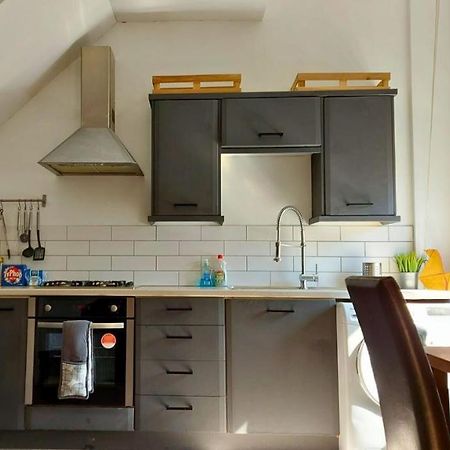 Large Studio Room In City Centre Престон Экстерьер фото